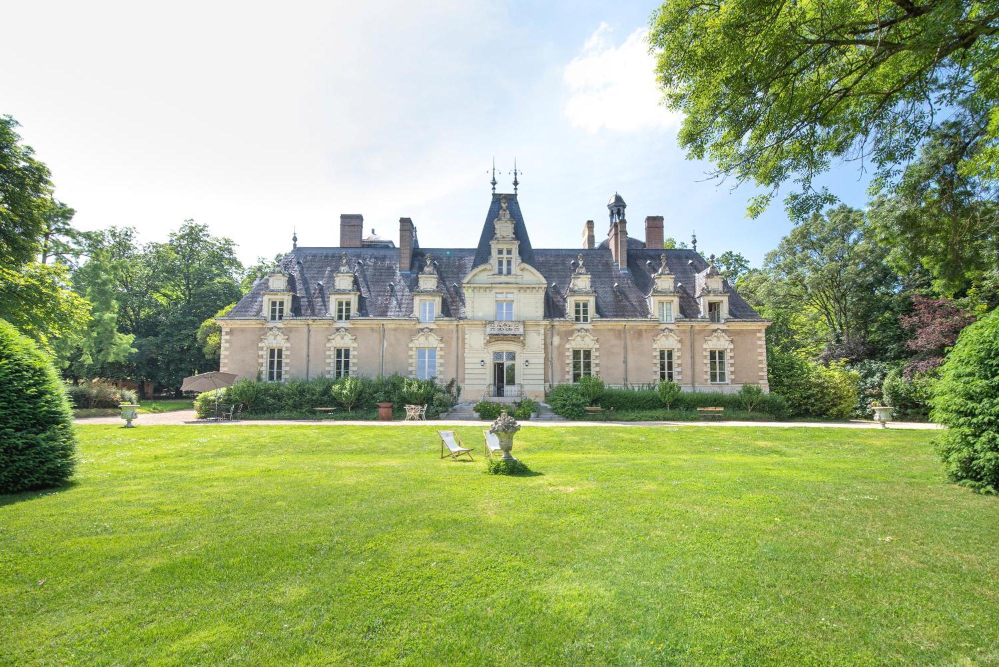 Chateau Le Fresne Bouchemaine Exterior foto